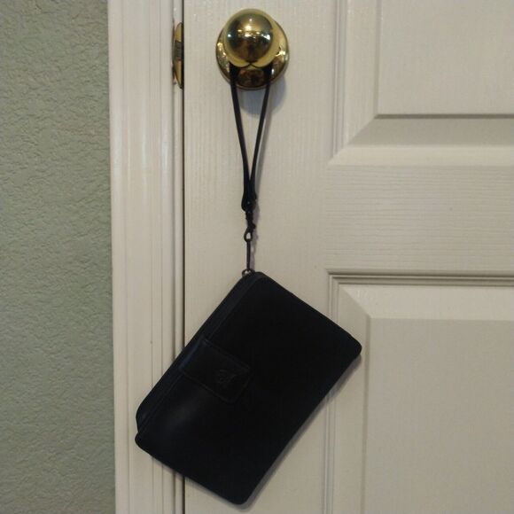 Christian Dior Soft Black Leather Purse W/ Wrist Strap Wallet Purse Clutch - Picture 1 of 13